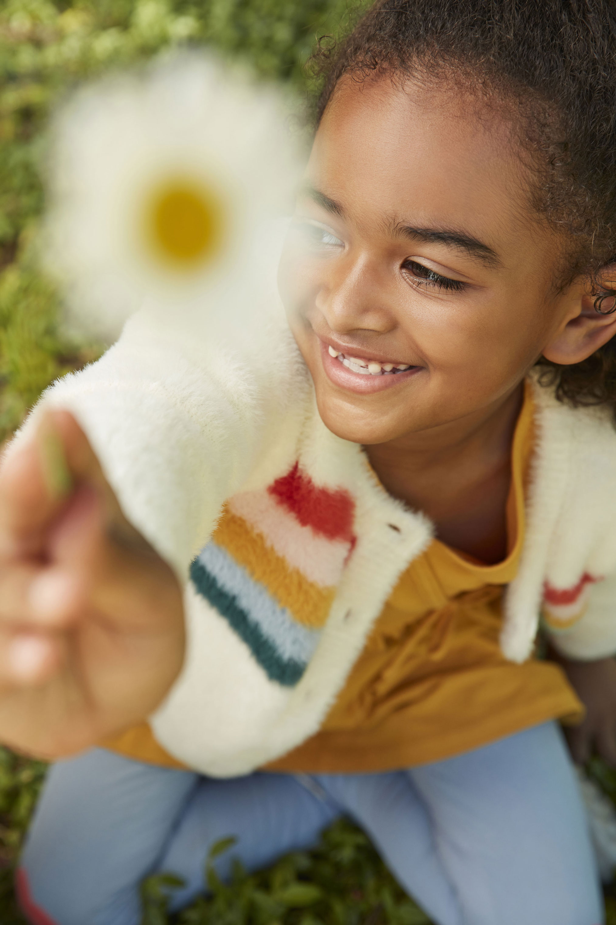 FA21_EH_GirlSweaters_243_00682-copybb